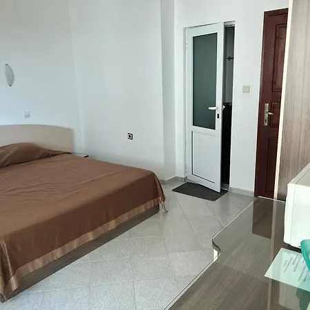 Hotel къща
