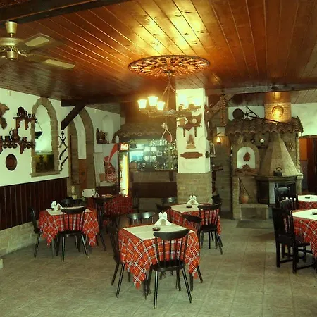 Szálloda къща